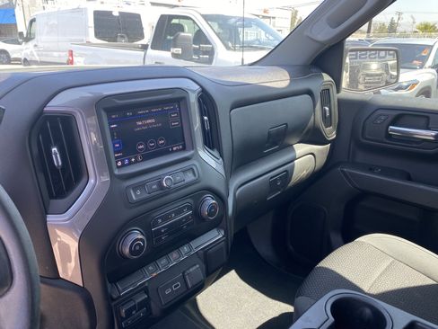 Used 2022 Chevrolet Silverado 1500 Custom AWD/4WD image 13