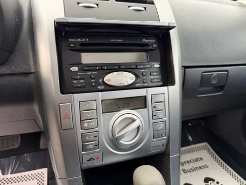 Used 2005 Scion tC FWD image 19