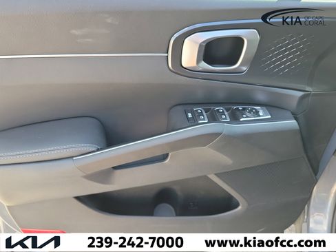 Certified 2025 Kia Sorento S FWD image 20
