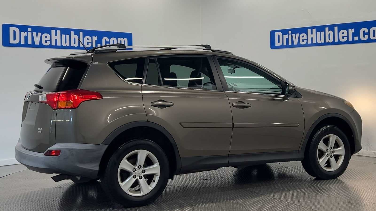 Used 2013 Toyota RAV4 XLE AWD/4WD image 7