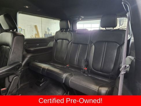 Certified 2024 Jeep Wagoneer Series II image 29