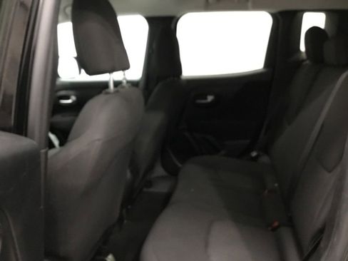 Used 2020 Jeep Renegade Sport w/ Sport Appearance Group FWD image 11