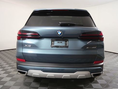 Certified 2025 BMW X5 xDrive40i image 4