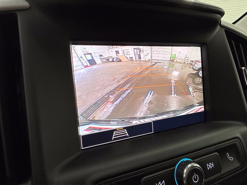 Used 2023 GMC Terrain SLE w/ LPO, Floor Liner Package AWD/4WD image 29