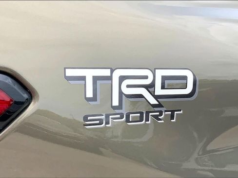 Used 2024 Toyota Tacoma TRD Sport RWD image 10