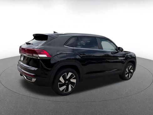 Used 2025 Volkswagen Atlas Cross Sport SE FWD image 14