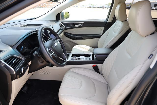 Used 2024 Ford Edge Titanium w/ Equipment Group 301A AWD/4WD image 10