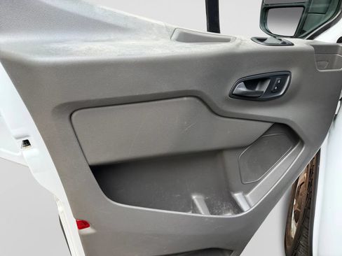 Used 2020 Ford Transit 250 Low Roof RWD image 13