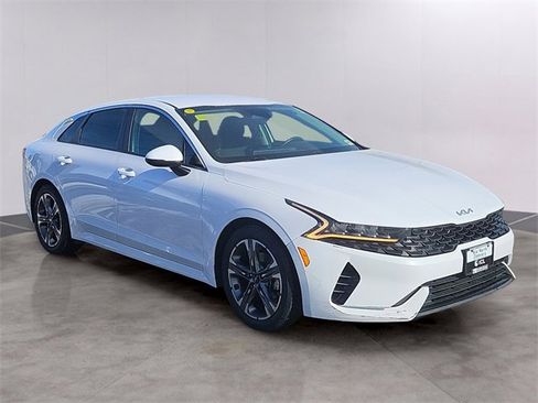 Used 2022 Kia K5 LXS image 3