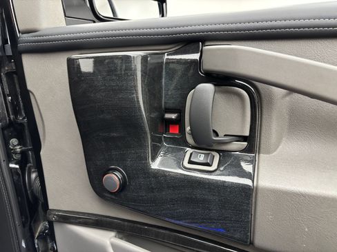 Used 2025 GMC Savana 2500 Extended w/ Driver Convenience Package RWD image 23