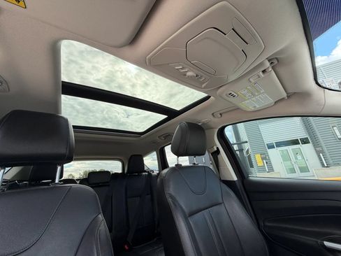 Used 2013 Ford Escape Titanium w/ Parking Technology Pkg AWD/4WD image 32