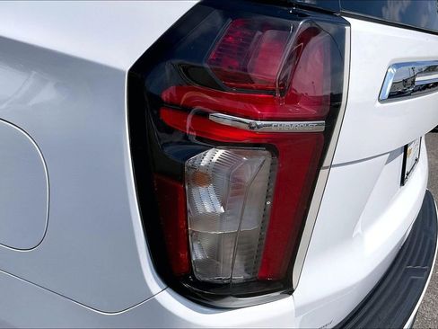 Used 2024 Chevrolet Tahoe LS RWD image 30