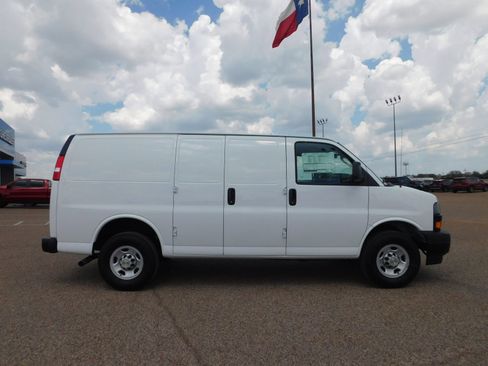 New 2024 Chevrolet Express 2500 w/ Driver Convenience Package image 23