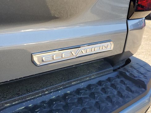 New 2025 GMC Canyon Elevation image 5