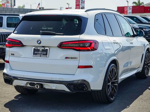 Used 2021 BMW X5 M50i w/ Premium Package AWD/4WD image 4