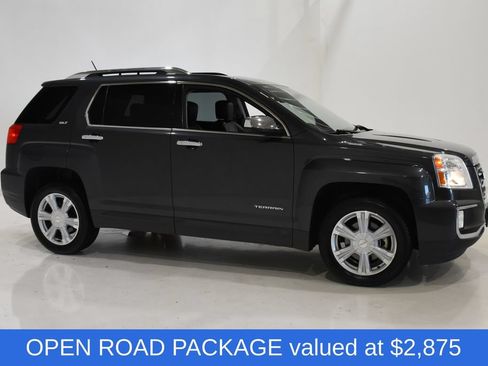 Used 2017 GMC Terrain SLT w/ Open Road Package FWD image 3