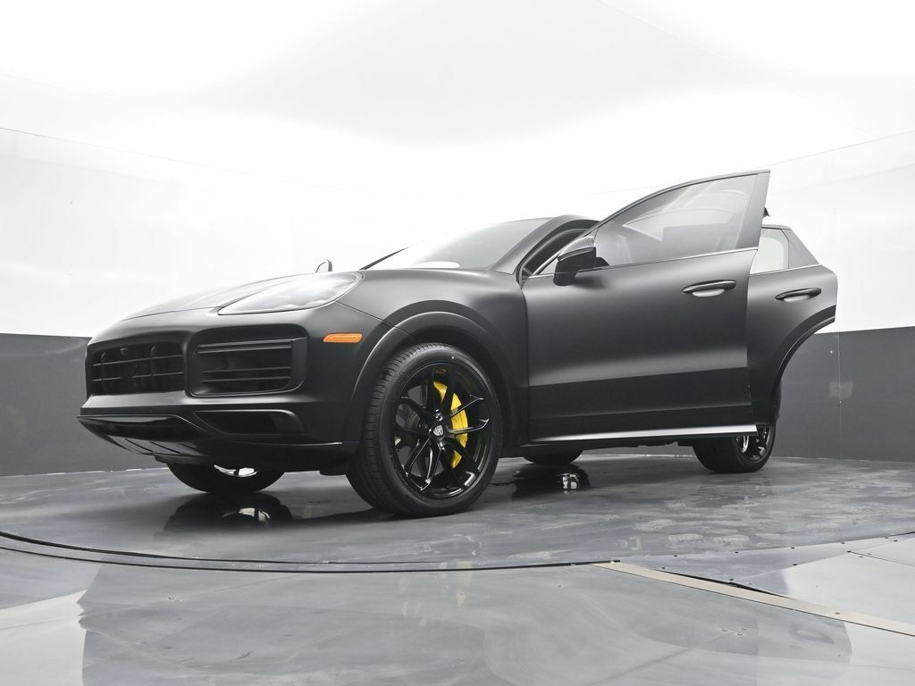 Certified 2022 Porsche Cayenne Turbo AWD/4WD image 25