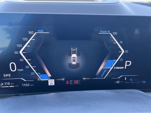 Certified 2025 BMW X5 xDrive50e w/ Premium Package image 29