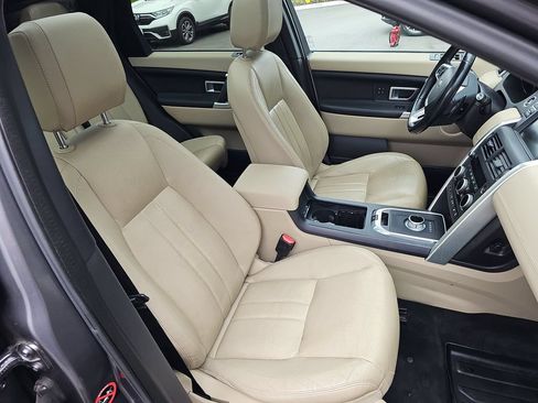 Used 2016 Land Rover Discovery Sport HSE AWD/4WD image 10
