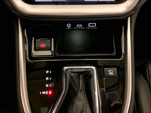 Used 2023 Subaru Outback Touring XT image 34