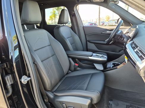Used 2025 BMW X1 xDrive28i w/ Premium Package AWD/4WD image 32