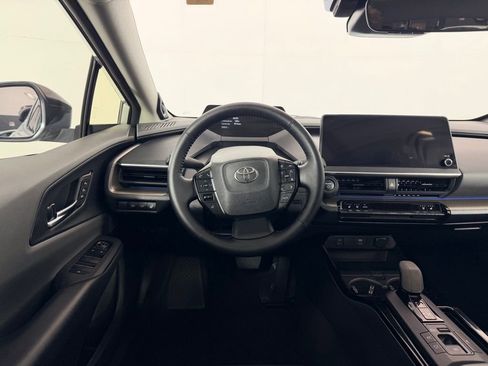 Used 2025 Toyota Prius Limited image 16