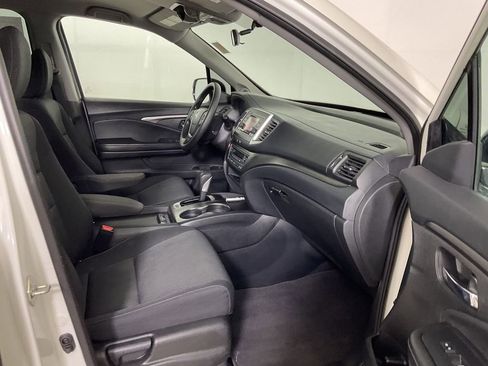 Used 2019 Honda Ridgeline Sport image 24