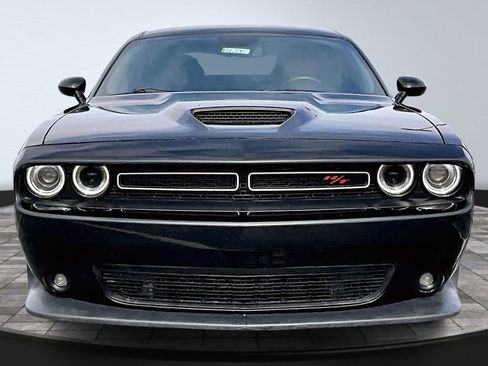 Used 2019 Dodge Challenger R/T RWD image 3