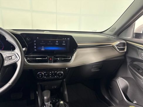 New 2025 Chevrolet TrailBlazer ACTIV w/ Convenience Package FWD image 22