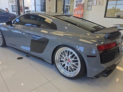 Used 2022 Audi R8 V10 performance AWD/4WD image 4