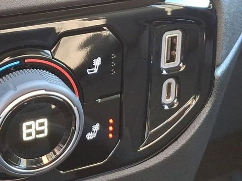 Used 2023 Chevrolet Silverado 1500 LT w/ Protection Package image 28