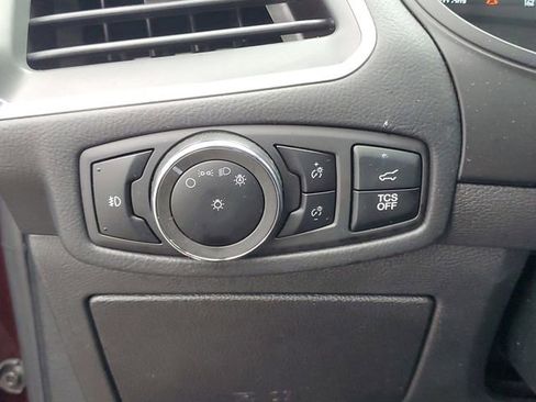 Used 2024 Ford Edge Titanium image 23