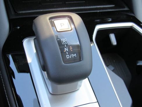 New 2026 Mitsubishi Outlander SEL FWD image 30