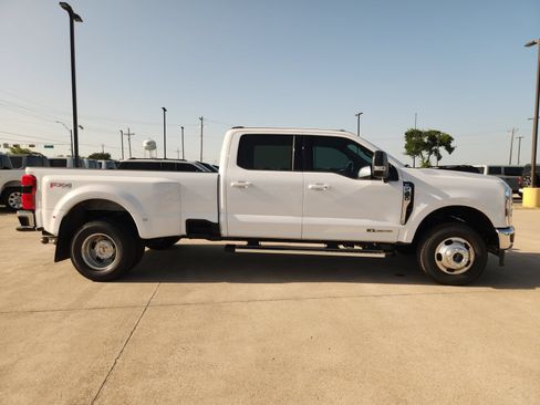 New 2026 Ford F350 XLT w/ XLT Premium Package AWD/4WD image 7