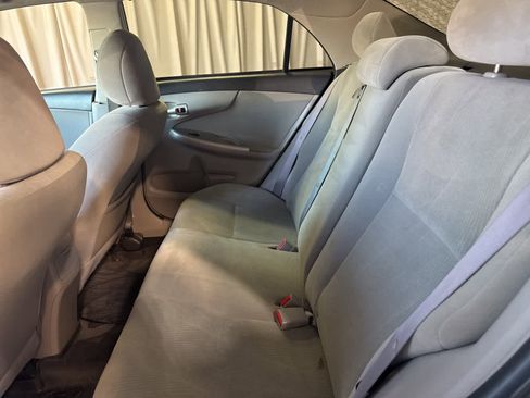 Used 2012 Toyota Corolla LE image 17