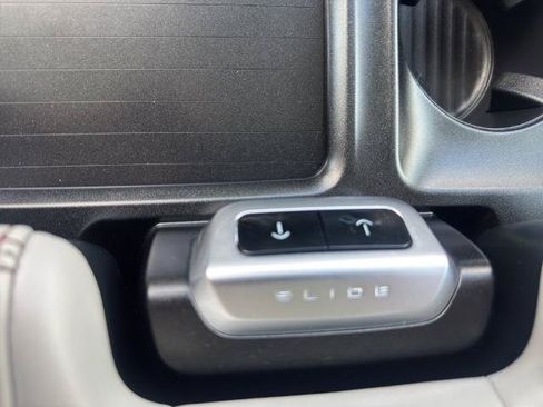 Certified 2025 Ford Expedition Max Active AWD/4WD image 17