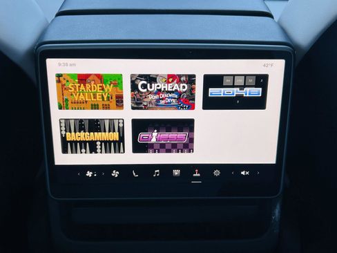 Used 2024 Tesla Model 3 Long Range image 12