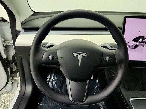 Used 2022 Tesla Model 3 Performance image 13