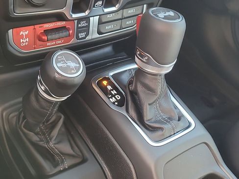 New 2026 Jeep Wrangler Unlimited Rubicon 392 w/ Quick Order Package 27X Moab AWD/4WD image 28