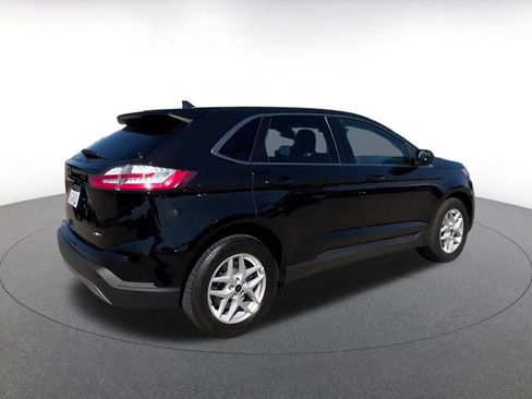 Used 2024 Ford Edge SEL AWD/4WD image 11