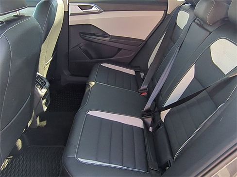 Used 2025 Volkswagen Taos SEL image 16