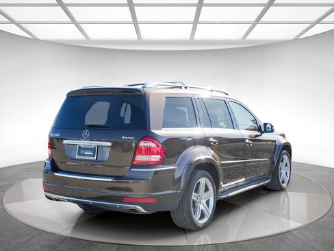 Used 2012 Mercedes-Benz GL 550 4MATIC image 4