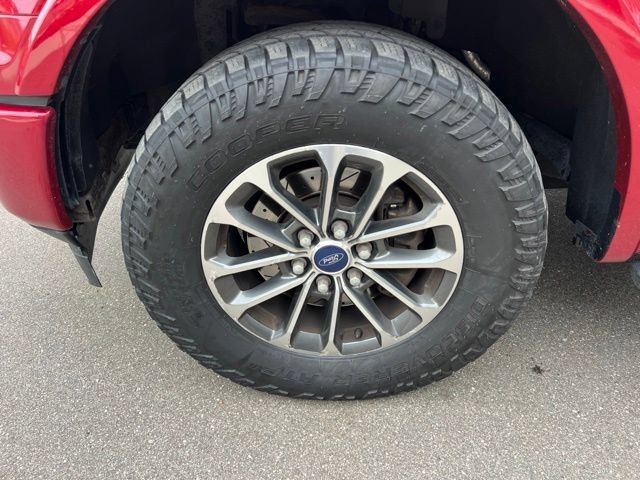 Used 2018 Ford F150 XLT w/ Equipment Group 302A Luxury AWD/4WD image 9
