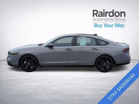 Used 2025 Honda Accord Sport image 4