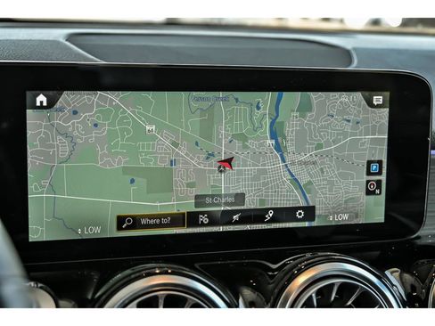 Used 2022 Mercedes-Benz GLB 250 4MATIC image 19