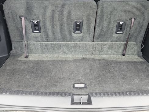 Used 2024 Chevrolet Traverse LT FWD image 27