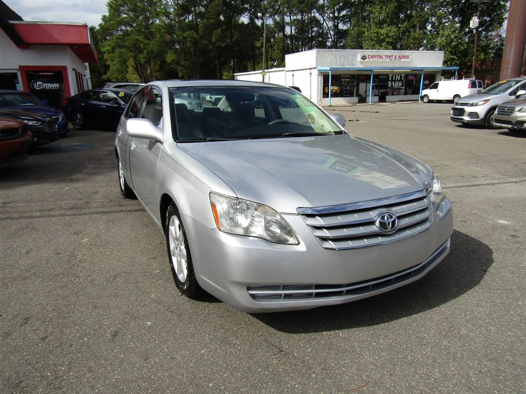 Used 2007 Toyota Avalon XL FWD image 9