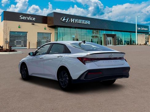 New 2026 Hyundai Elantra Sport FWD image 5