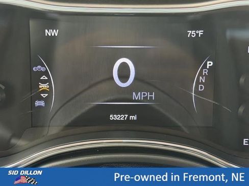 Used 2020 Jeep Grand Cherokee Altitude AWD/4WD image 16