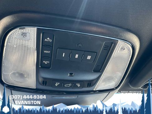 Used 2024 Dodge Durango GT AWD/4WD image 34